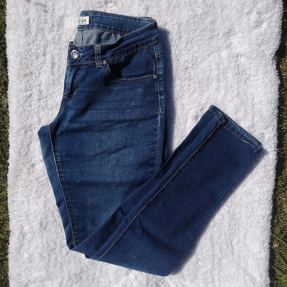 Costly Girl - Skinny Jeans Size 7 - Picture 4 of 7